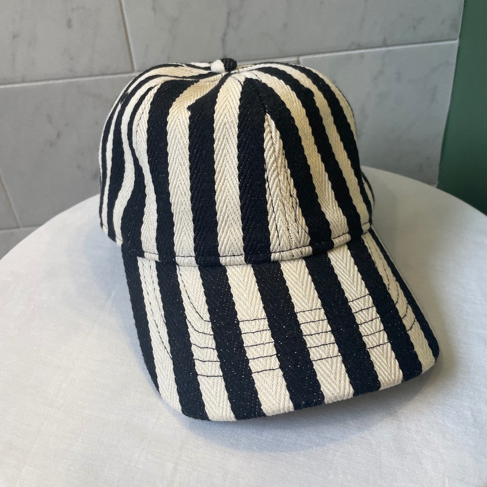 Women’s Striped Black & White Hat